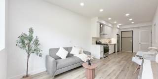 Motor Apartments