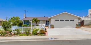 4651 Avenida Del Este 4651 Avenida Del Este Photo Gallery 1