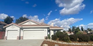 2001 Mineral Springs Dr. 2001 Mineral Springs Dr. Photo Gallery 1