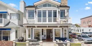 218 E Oceanfront 218 E Oceanfront Photo Gallery 1