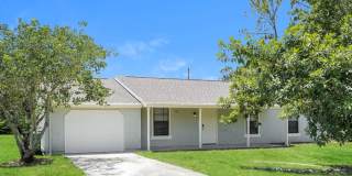 982 Southeast Candle Avenue 982 Southeast Candle Avenue Photo Gallery 1