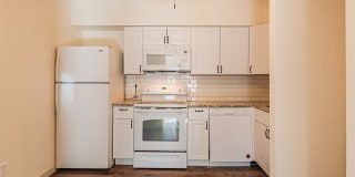 21 University Dr2 21 University Dr2 Photo Gallery 1