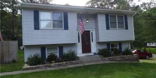 308 Noank Ledyard Road 308 Noank Ledyard Road Photo Gallery 1