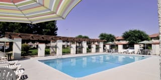 Riverwoods Apartments Riverwoods Apartments Photo Gallery 1