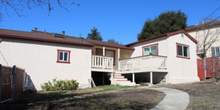 4647 Hilltop Dr 4647 Hilltop Dr Photo Gallery 1