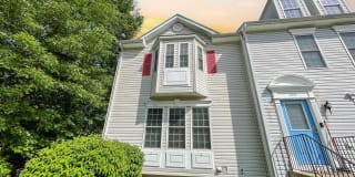 101 BELL TOWERS COURT 101 BELL TOWERS COURT Photo Gallery 1