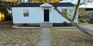 2407 31st Street 2407 31st Street Photo Gallery 1