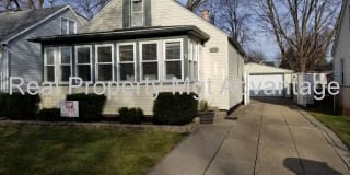 1821 E. Jarvis Ave. 1821 E. Jarvis Ave. Photo Gallery 1
