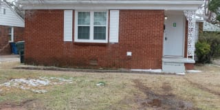 512 E. Indian Dr 512 E. Indian Dr Photo Gallery 1