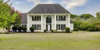 8205 HUNTER CREEK 8205 HUNTER CREEK Photo Gallery 1