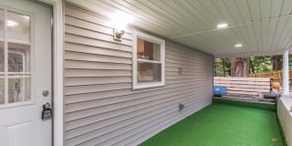 228 Crawford Ave 228 Crawford Ave Photo Gallery 1