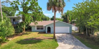 103 7TH STREET 103 7TH STREET Photo Gallery 1