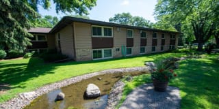 Woodlake Park Woodlake Park Photo Gallery 1