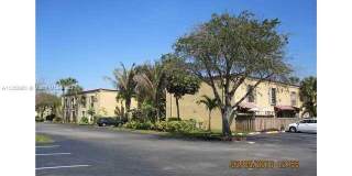 7151 Miami Lakes Dr 7151 Miami Lakes Dr Photo Gallery 1