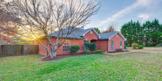 2910 Churchill Ln 2910 Churchill Ln Photo Gallery 1