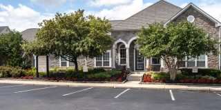 1 Larchmont Pl 1 Larchmont Pl Photo Gallery 1
