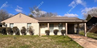 2880 Normandy Dr 2880 Normandy Dr Photo Gallery 1