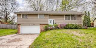 4525 Nevada Ave N 4525 Nevada Ave N Photo Gallery 1