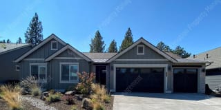 3131 NW Hidden Ridge Dr 3131 NW Hidden Ridge Dr Photo Gallery 1