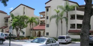 8933 SW 123 CT 8933 SW 123 CT Photo Gallery 1