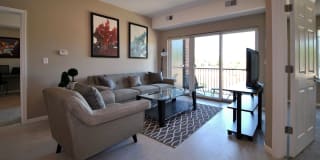 Turnkey/Furnished Suites @ 42 West Apartments Turnkey/Furnished Suites @ 42 West Apartments Photo Gallery 1