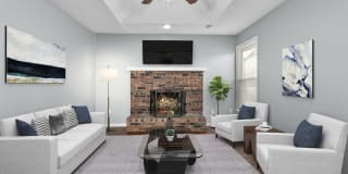 400 Northeast Independence Avenue - B 400 Northeast Independence Avenue - B Photo Gallery 1