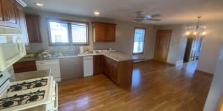 32 Robinson St. 32 Robinson St. Photo Gallery 1