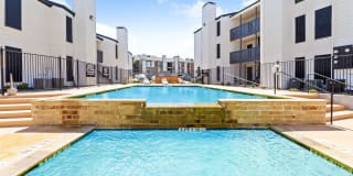 Tides at Royal Lane South Tides at Royal Lane South Photo Gallery 1