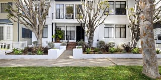 121 S Crescent Dr 121 S Crescent Dr Photo Gallery 1