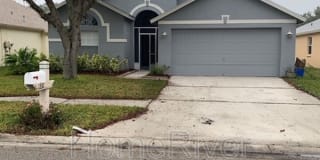 1352 Maximilian Dr 1352 Maximilian Dr Photo Gallery 1