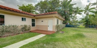 14752 NE 7th Ave 14752 NE 7th Ave Photo Gallery 1