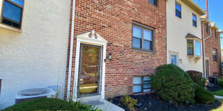 28 SILVER LAKE TERRACE 28 SILVER LAKE TERRACE Photo Gallery 1