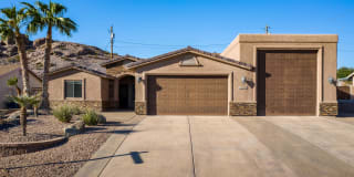3345 Hilldale Dr 3345 Hilldale Dr Photo Gallery 1