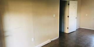 1737 W 28th St. 1737 W 28th St. Photo Gallery 1