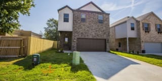 2730 SW Livingston Sq 2730 SW Livingston Sq Photo Gallery 1