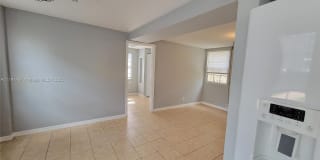 306 Hawthorne Dr 306 Hawthorne Dr Photo Gallery 1