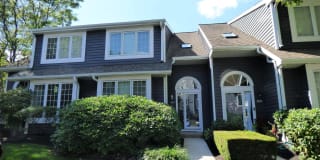 303 WHISTLING SWAN LANE 303 WHISTLING SWAN LANE Photo Gallery 1