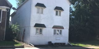 427 155th Pl 2F 427 155th Pl 2F Photo Gallery 1