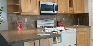 118 G ST SW 118 G ST SW Photo Gallery 1