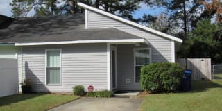 111 Village Circle 111 Village Circle Photo Gallery 1