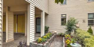 8665 SW Chinook 8665 SW Chinook Photo Gallery 1