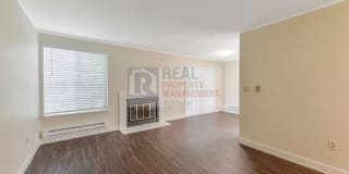 4623 Grandview Dr West Unit D 4623 Grandview Dr West Unit D Photo Gallery 1