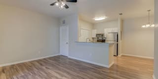 Water's Edge Apartments Homes Water's Edge Apartments Homes Photo Gallery 1