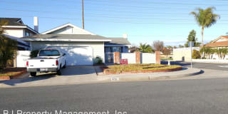 4791 Sharon Dr. 4791 Sharon Dr. 4791 Sharon Dr. 4791 Sharon Dr. Photo Gallery 1