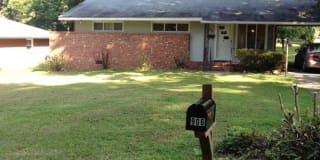 906 s Iredell ave 906 s Iredell ave Photo Gallery 1