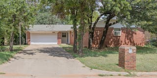 2709 SE 48th Street 2709 SE 48th Street Photo Gallery 1