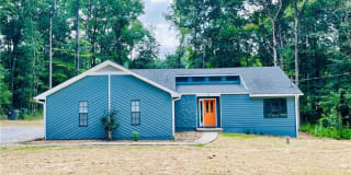195 White Oak Way 195 White Oak Way Photo Gallery 1