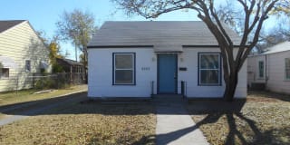 2207 26th Street 2207 26th Street Photo Gallery 1