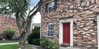 2575 Olde Hill Court N 2575 Olde Hill Court N Photo Gallery 1