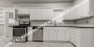 1800 Hampton Dr. 1800 Hampton Dr. Photo Gallery 1